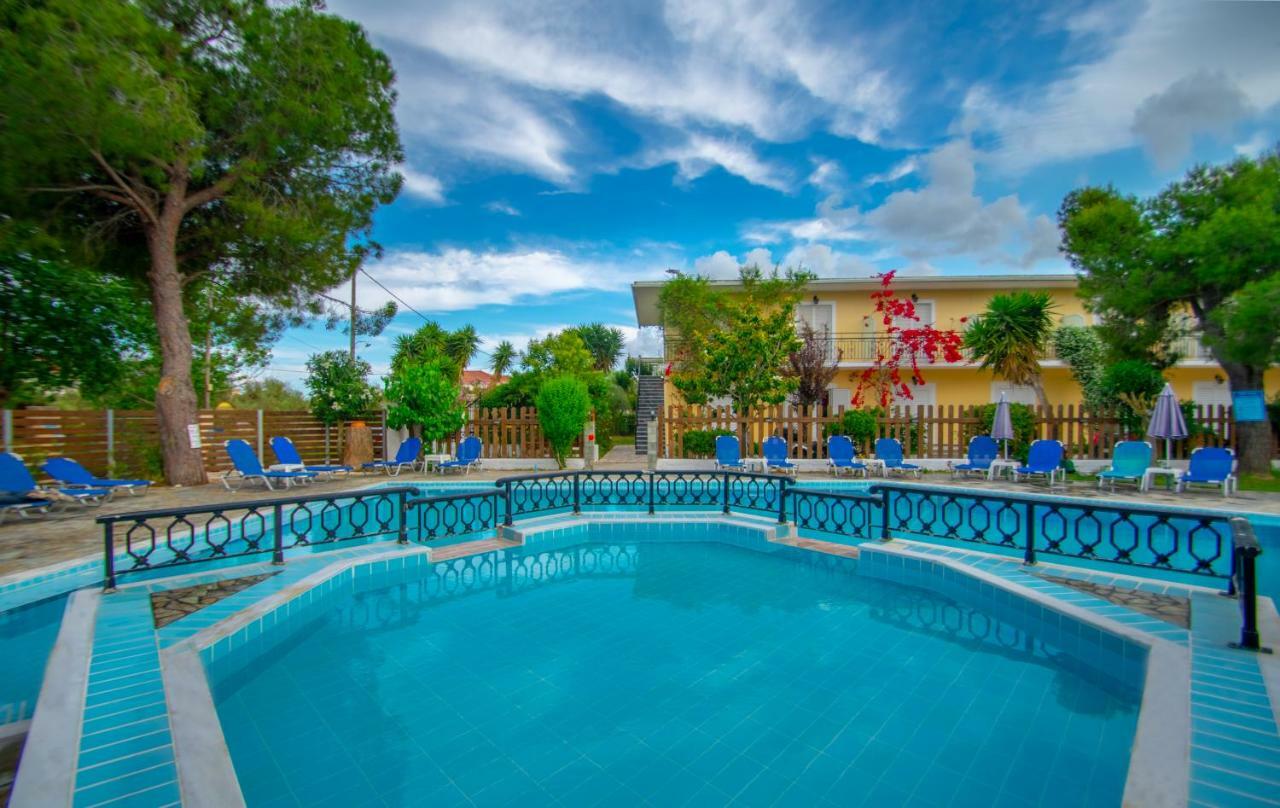Splash Pool Bar Laganas Extérieur photo